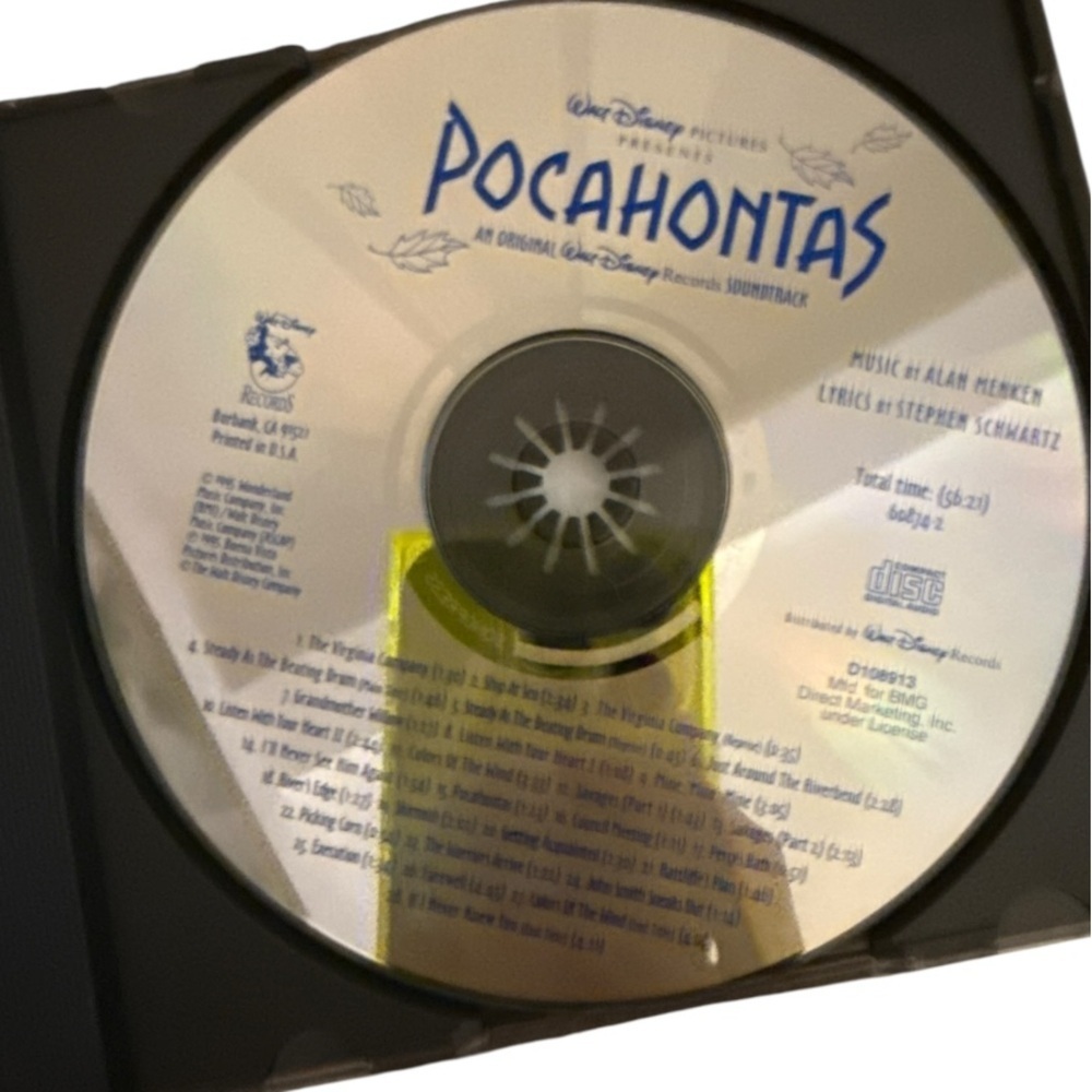 VTG DISNEY POCAHONTAS Soundtrack CD - Blue and White case booklet 90s Disney cds - Picture 5 of 6
